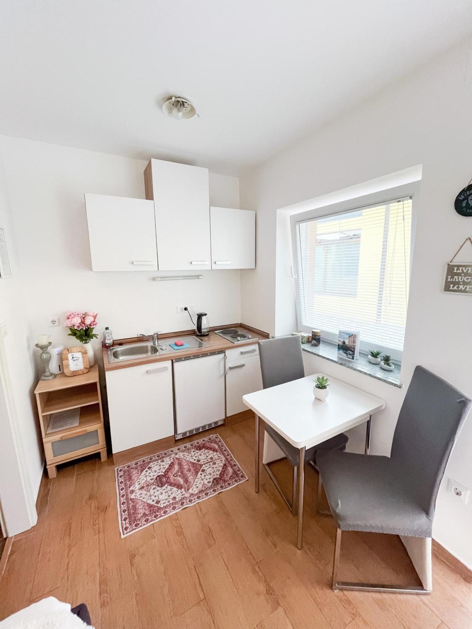 Anita'S Studio Apartments ليوبليانا المظهر الخارجي الصورة