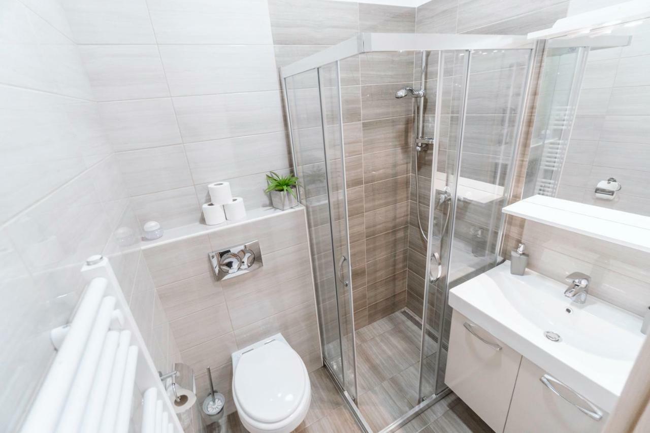 Anita'S Studio Apartments ليوبليانا المظهر الخارجي الصورة